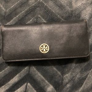 Tory Burch wallet